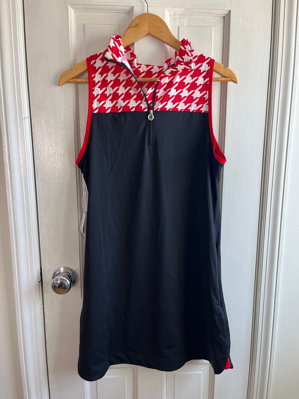 ⛳ KINONA Hana "Smolder Shoulder" Sleeveless Golf Dress, Size Medium